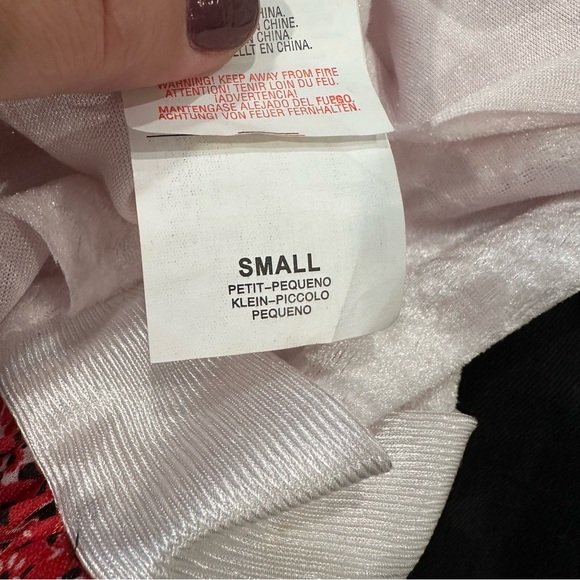 Little Red Riding Hood Costume - Picture 10 of 11